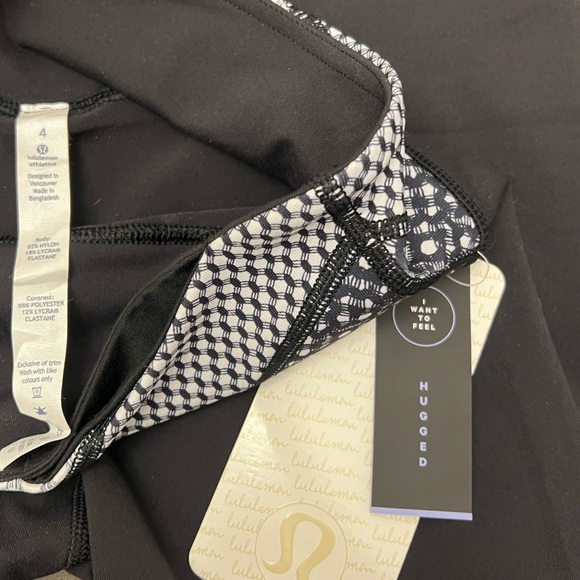 Lululemon crop yoga pants size 4 - Picture 5 of 7